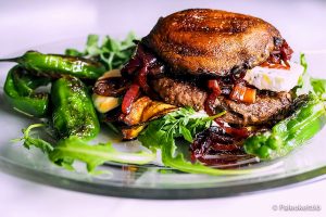 Portobello Burger. Image by Credit-License-By CC 2.0 PaleoCiettio